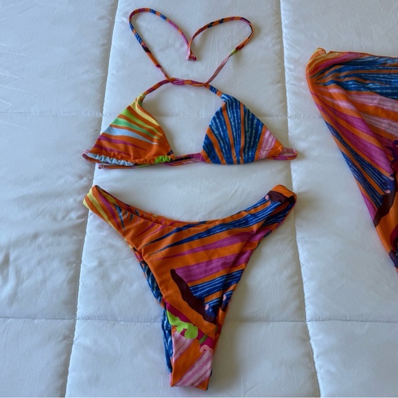 New Vibrant Abstract Multicolor Triangle Bikini Set Padded Bra - Picture 2 of 5